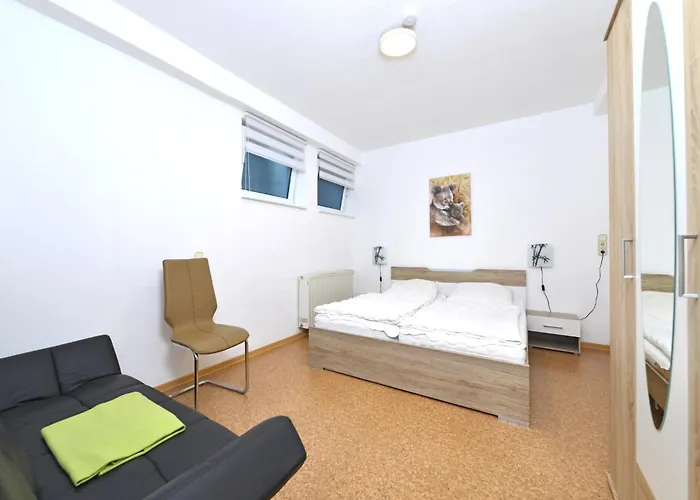 Garden-view In Centre Apartment