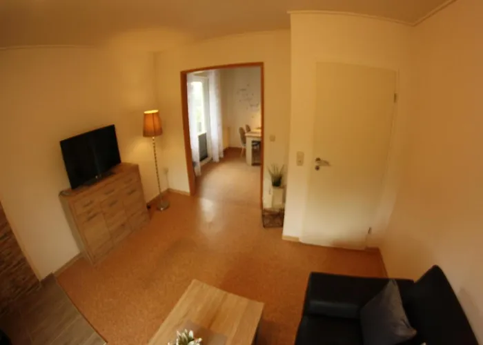 Garden-view In Centre Apartment *